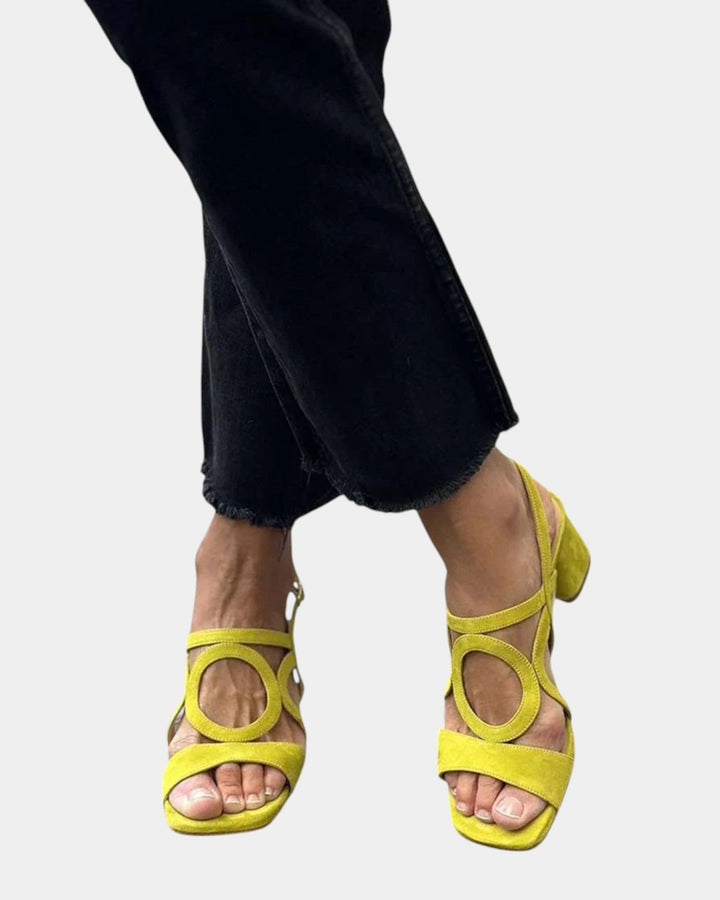 Florette - Stroppede sandaler med blokhæl og udskæringer