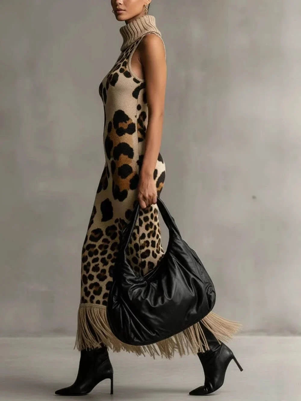 Orla - Tekstureret maxikjole i leopardprint