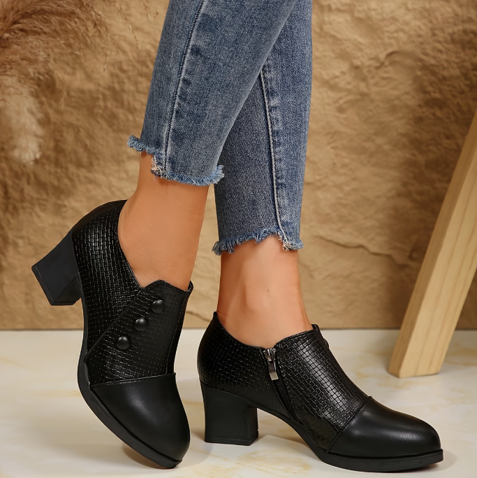 Nuala - Bredtåede hæle