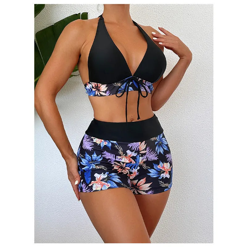 Zenaida - Blomstret halterneck-bikinisæt med bikinishorts