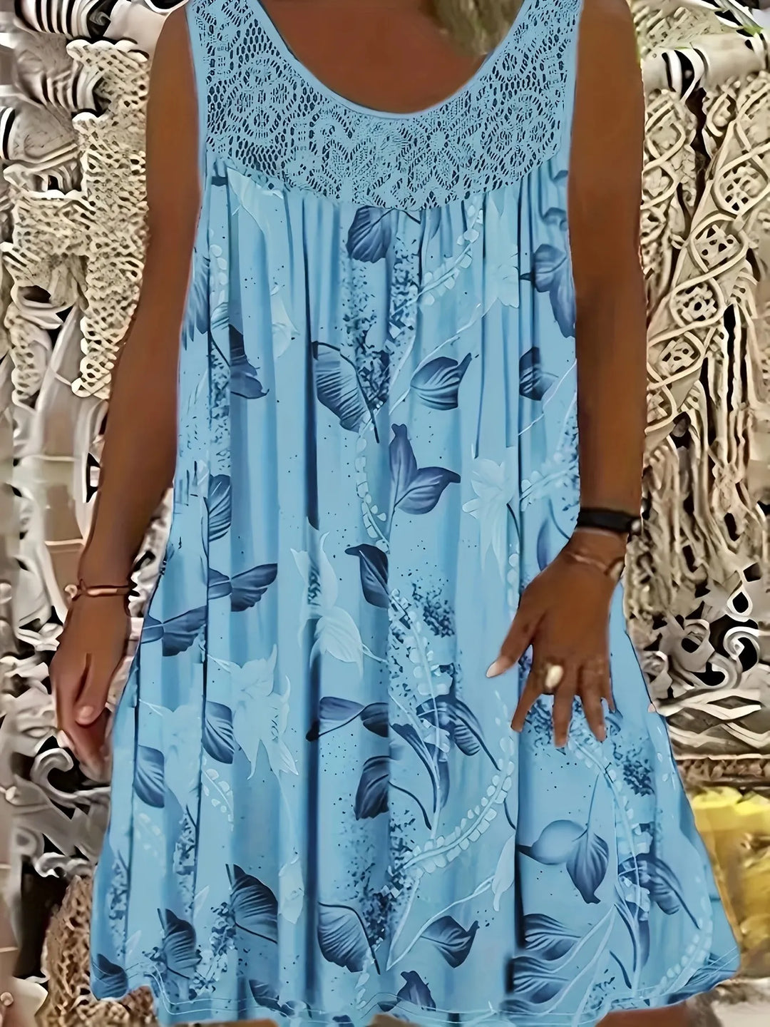 Ariadne - Elegant blomstret shiftkjole