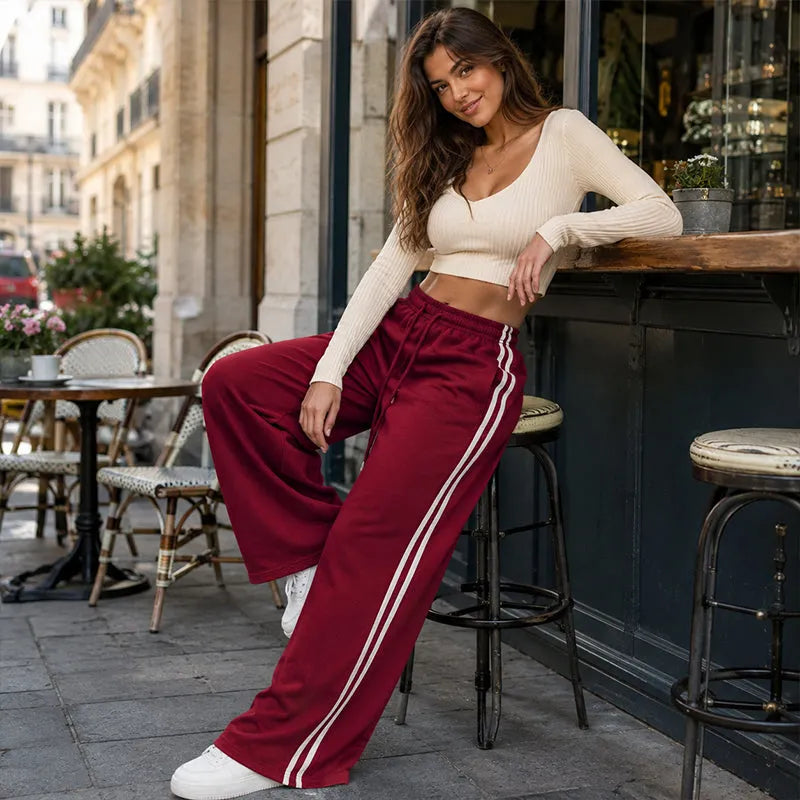 Adorielle - Sporty stribede bukser med vide ben