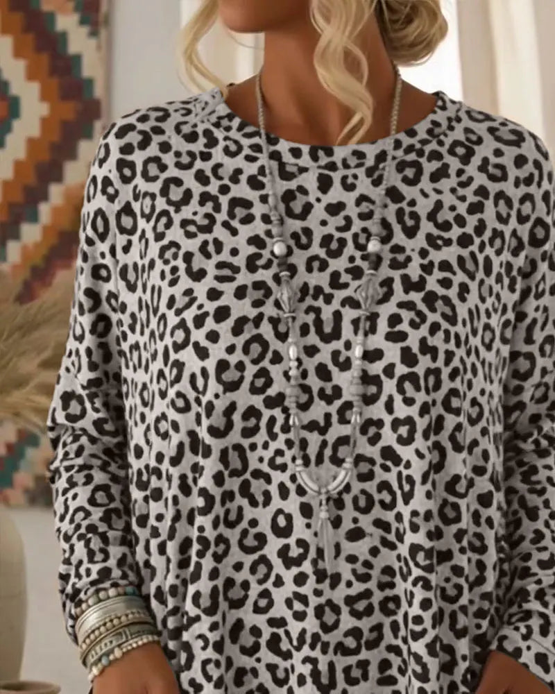 Calivelle - Langærmet soft-touch top med leopardprint