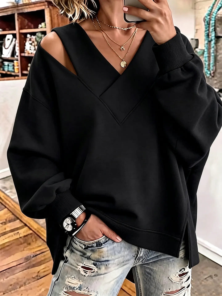 Aurelia - Blød sweatshirt med udskæringer og V-hals
