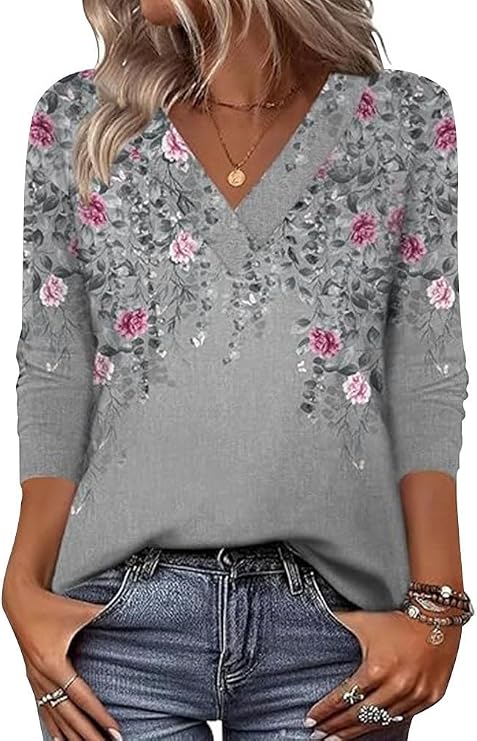 Arianwen - Blød bluse med V-udskæring og print