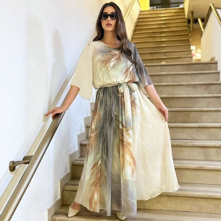 Halinor - elegant maxikjole i chiffon
