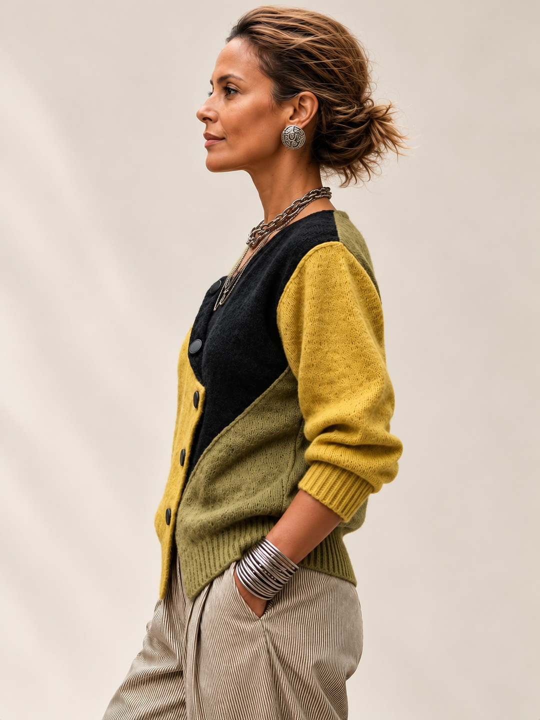 Ismay - Asymmetrisk cardigan med knapper