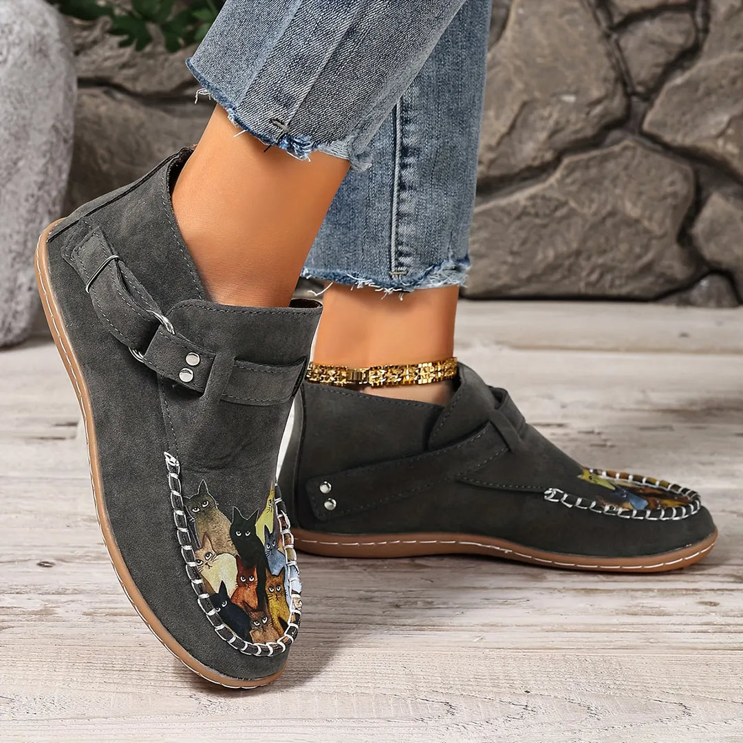 Cara - Komfortable loafers med spændedetalje