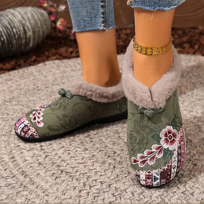 Isola - Blomstret plysforet slip-on-sko