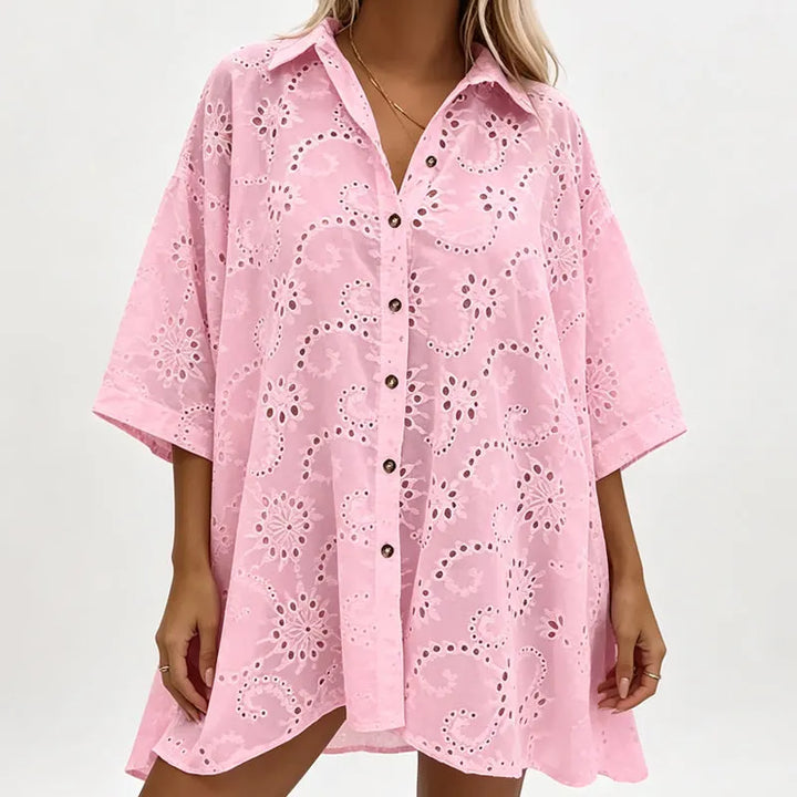 Amarielle - let broderet kjole med knapper foran