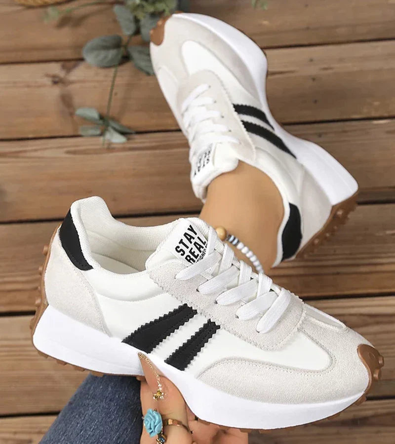 Elliora - Støttende sneakers