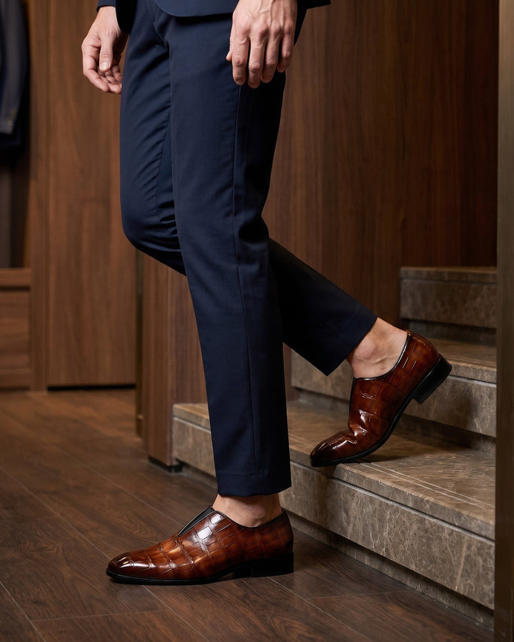 Denton - Patinerede slip-on loafers med krokoeffekt
