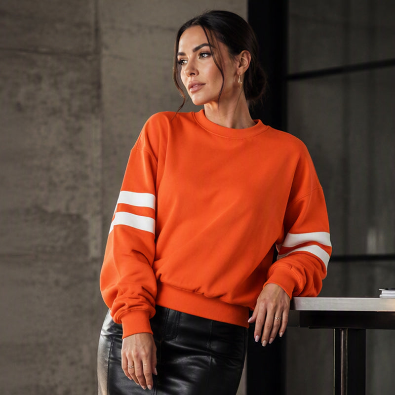 Anwynna - Sporty sweatshirt med striber langs ærmerne